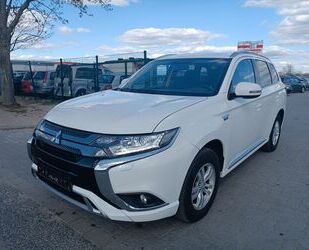 Mitsubishi Plug-in Hybrid Outlander Gebrauchtwagen