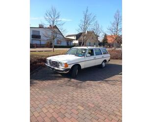 Mercedes-Benz 240 Gebrauchtwagen
