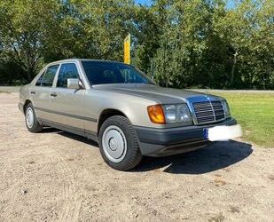 Mercedes-Benz 230 Gebrauchtwagen