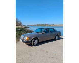 Mercedes-Benz E 260 Gebrauchtwagen