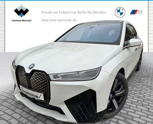 BMW BMW iX xDrive40 Sportpaket HK HiFi DAB Pano.Dach Gebrauchtwagen
