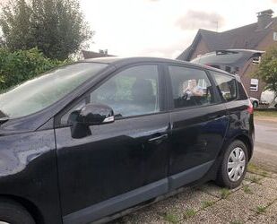 Renault Grand Scenic Gebrauchtwagen
