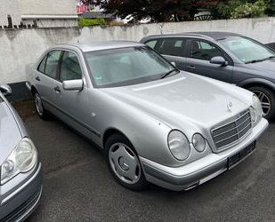 Mercedes-Benz 280 Gebrauchtwagen