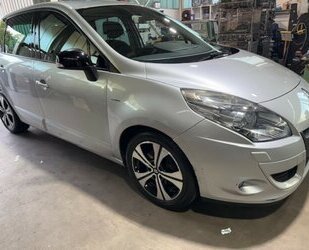 Renault Scenic BOSE Editi Klima+ Inspektion + TÜV+ NEU + Gebrauchtwagen