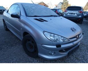 Peugeot 206 CC Platinum Klima Navi Leder Sitzh. Alu WR Gebrauchtwagen