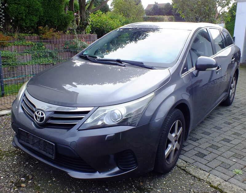 Avensis Combi