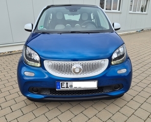 VW ForFour 