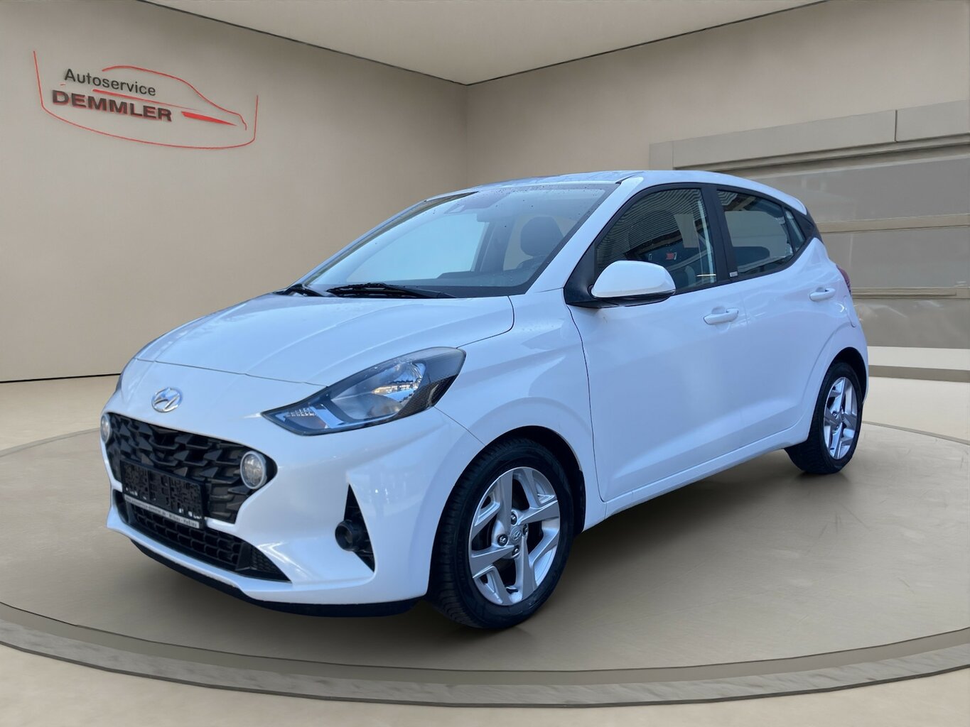 i10
