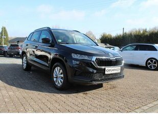 Skoda Karoq 1,5 TSI Selection/AHK/SHZ/LHZ/KAM Gebrauchtwagen