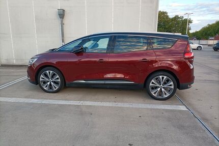 Renault Grand Scenic Gebrauchtwagen
