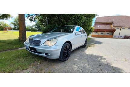 Mercedes-Benz C 180 Gebrauchtwagen