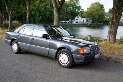 Mercedes-Benz 230 Gebrauchtwagen