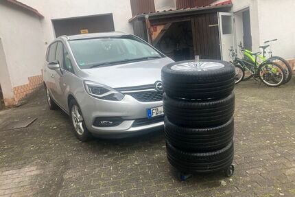 Opel Zafira Tourer Gebrauchtwagen