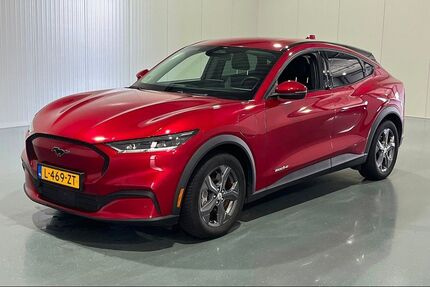 Ford Mustang Mach-E Gebrauchtwagen
