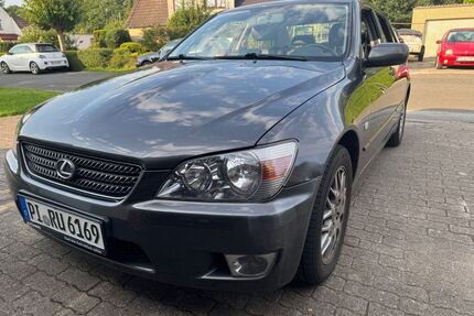 Lexus IS 200 Gebrauchtwagen