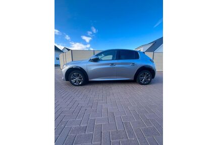 Peugeot e-208 Gebrauchtwagen