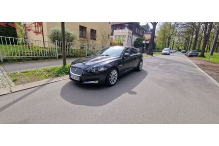 Jaguar XF Gebrauchtwagen