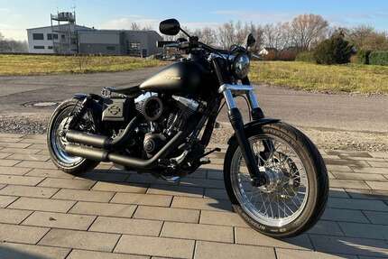 Harley Davidson Dyna Super Glide Gebrauchtwagen