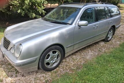 Mercedes-Benz E 240 Gebrauchtwagen