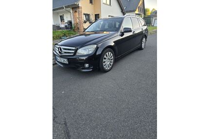 Mercedes-Benz 220 Gebrauchtwagen