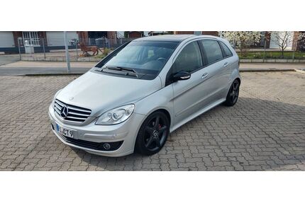 Mercedes-Benz B 200 Gebrauchtwagen