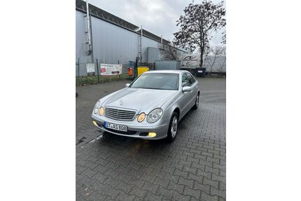 Mercedes-Benz E 240 Gebrauchtwagen