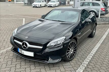 Mercedes-Benz SLC 180 Gebrauchtwagen