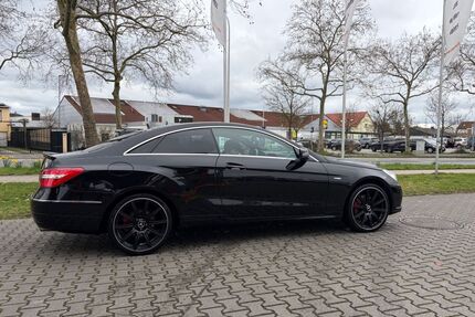 Mercedes-Benz E 300 Gebrauchtwagen