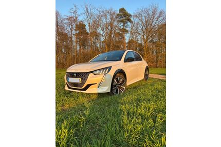 Peugeot e-208 Gebrauchtwagen
