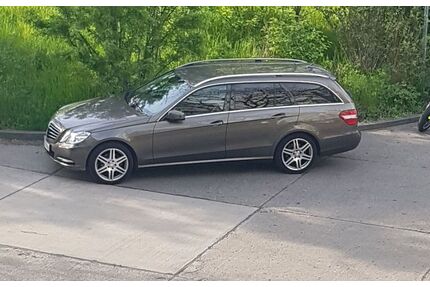 Mercedes-Benz E 220 Gebrauchtwagen