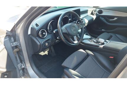 Mercedes-Benz 220 Gebrauchtwagen