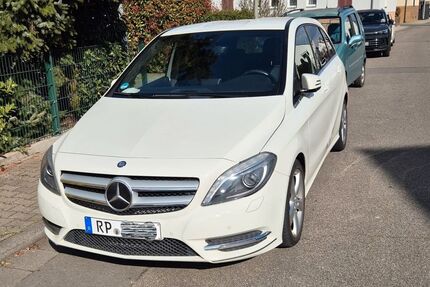 Mercedes-Benz B 180 Gebrauchtwagen