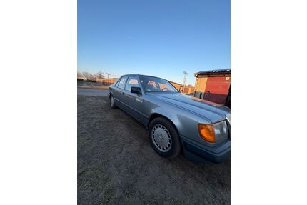 Mercedes-Benz 230 Gebrauchtwagen