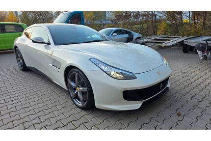 Ferrari GTC4Lusso Gebrauchtwagen
