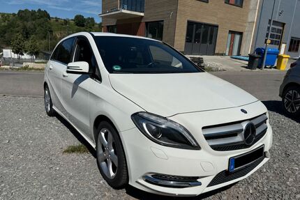 Mercedes-Benz B 180 Gebrauchtwagen
