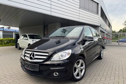 Mercedes-Benz B 180 Gebrauchtwagen