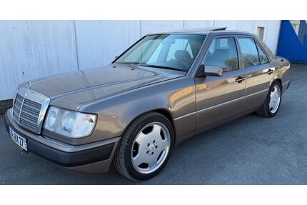 Mercedes-Benz 260 Gebrauchtwagen