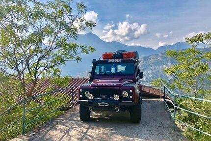 Land Rover Defender Gebrauchtwagen