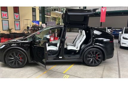 Tesla Model X Gebrauchtwagen