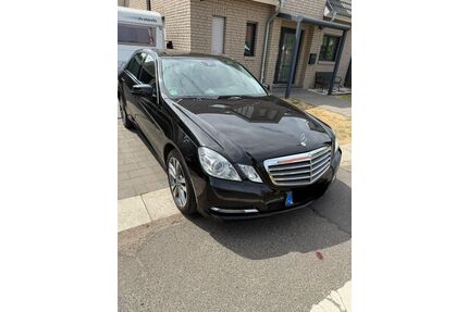Mercedes-Benz E 220 Gebrauchtwagen