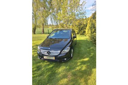 Mercedes-Benz B 180 Gebrauchtwagen