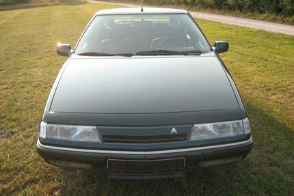 Mercedes-Benz XM 