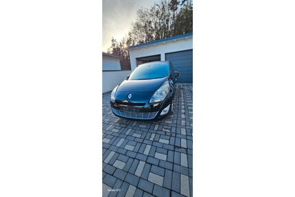Renault Grand Scenic Gebrauchtwagen