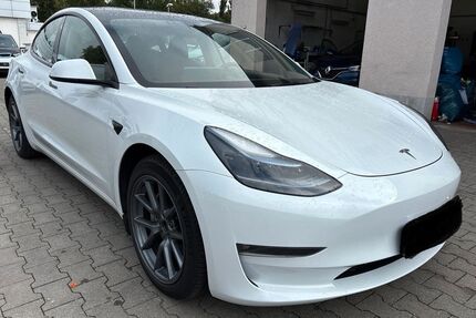 Tesla Model 3 Gebrauchtwagen