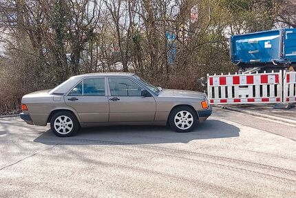 Mercedes-Benz 190 Gebrauchtwagen