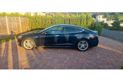 Tesla Model S Gebrauchtwagen