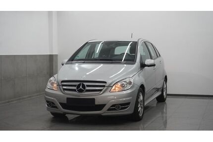 Mercedes-Benz B 180 Gebrauchtwagen