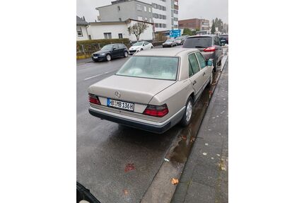 Mercedes-Benz 230 Gebrauchtwagen