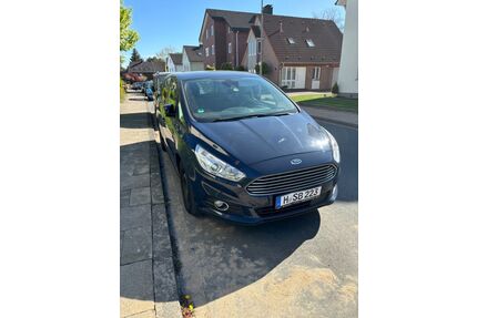 Ford S-Max Gebrauchtwagen