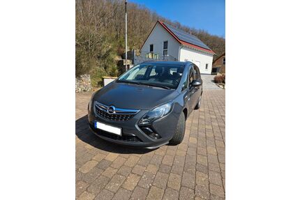 Opel Zafira Tourer Gebrauchtwagen